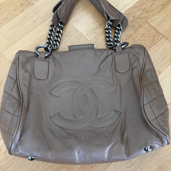 CHANEL Shoulder Bag, Tan/Taupe, Quilted Sides, Silver Chain - Picture 1 of 14